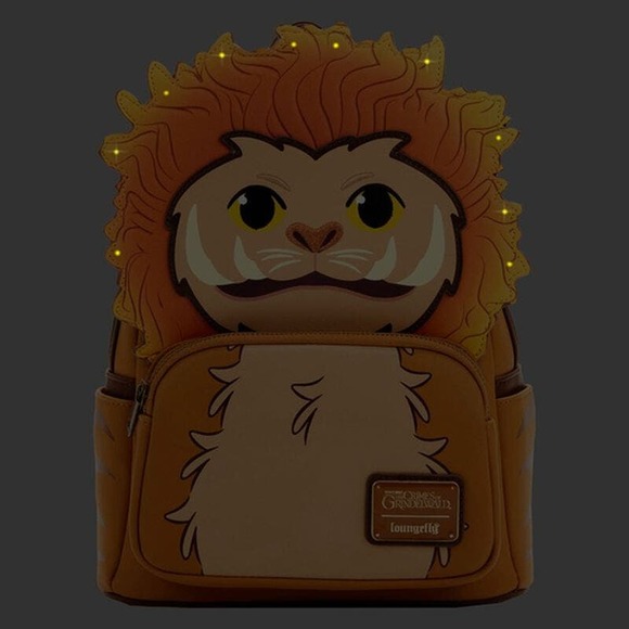 SDCC Loungefly Exclusive - Fantastic Beasts Zouwou Light Up Mini Backpack - Picture 2 of 12